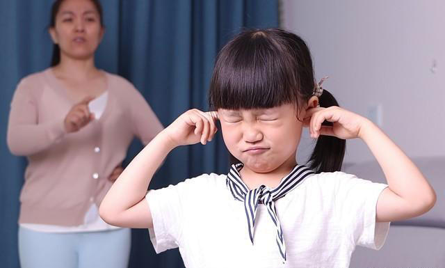 孩子最怕的，从来不是犯错，而是父母总在“讲道理”