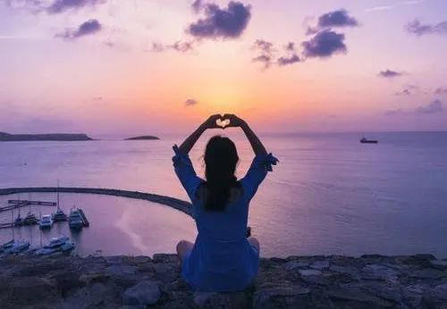 成功不是惯出来的，所有成功都是被逼出来的