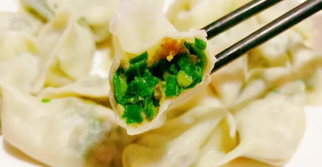 包韭菜馅饺子，记住“2不放”，很多人忽略了，难怪不如饺子店香
