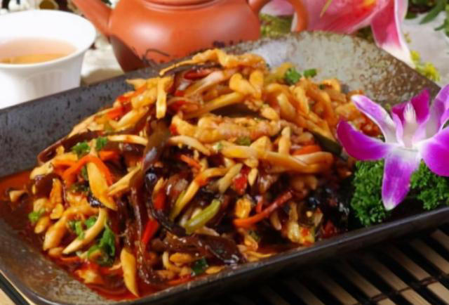 精挑细选美味菜肴分享，十几款味道不重样，家人吃得美滋滋