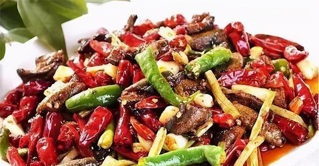 精挑细选美味菜肴分享，十几款味道不重样，家人吃得美滋滋