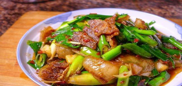 去成都必点的十道川菜，堪称“川菜之魂”，老板会以为你是成都人