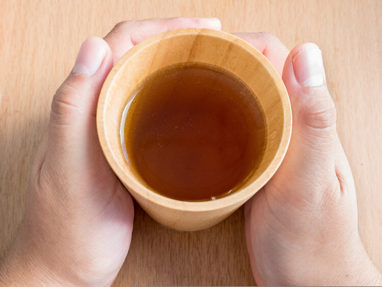 只需一杯茶，把吃进去的脂肪“喝”出去！