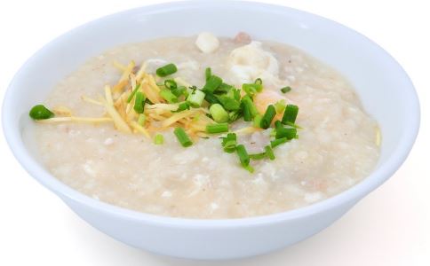 熬夜有什么危害 熬夜的危害是什么 熬夜吃什么好