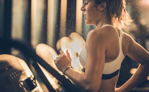 晨起喝水好吗 晨起后喝蜂蜜水好吗 晨起后喝淡盐水好吗