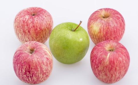 夏季减肥 这5种水果让你越吃越瘦