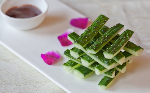 排毒减肥吃什么好 排毒效果好的食物有哪些 哪些食物排毒减肥效果好