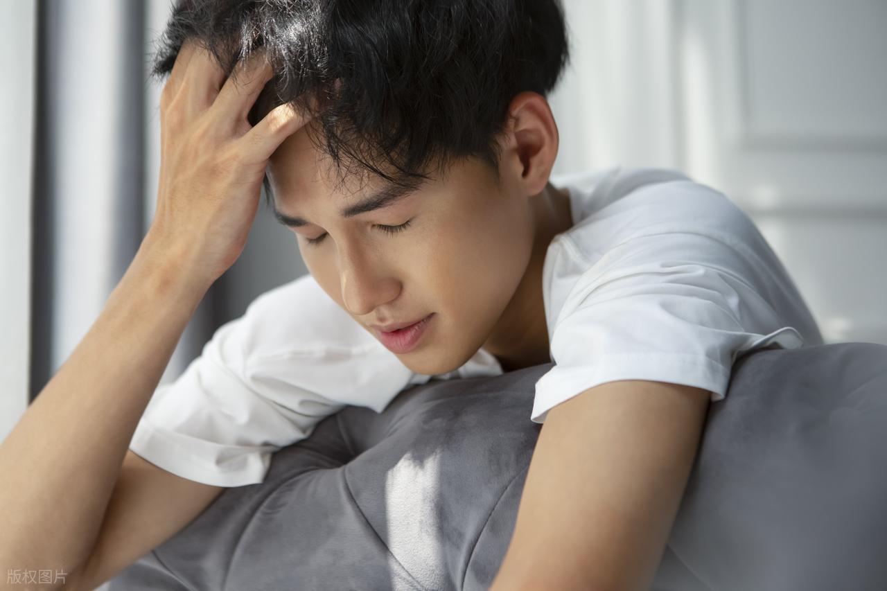 男人的“大姨夫”， 性欲的低调、消化不良等，看看你中了哪些？