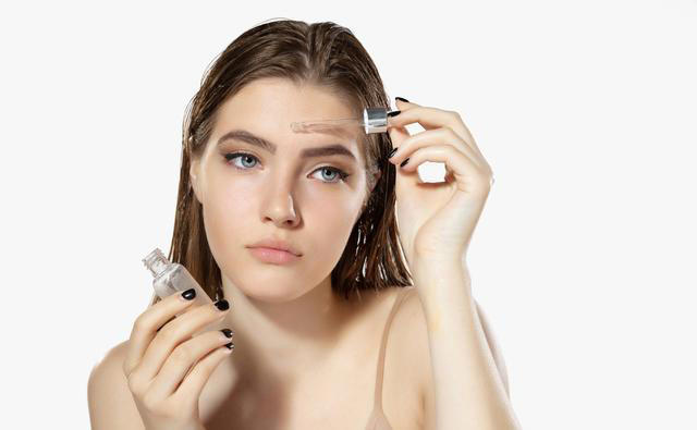 为什么有的人满脸老年斑，有的却干干净净？看完明白了