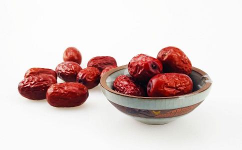吃红枣的注意事项 吃红枣有什么禁忌 哪些人不能吃红枣
