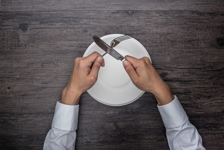 过午不食可改善血糖，以后可以不用吃晚饭了吗？