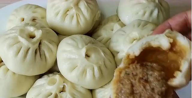 堪比“喝油”的4种主食，米饭馒头上不了榜，常吃肝变肥变硬，很多人还在天天吃!