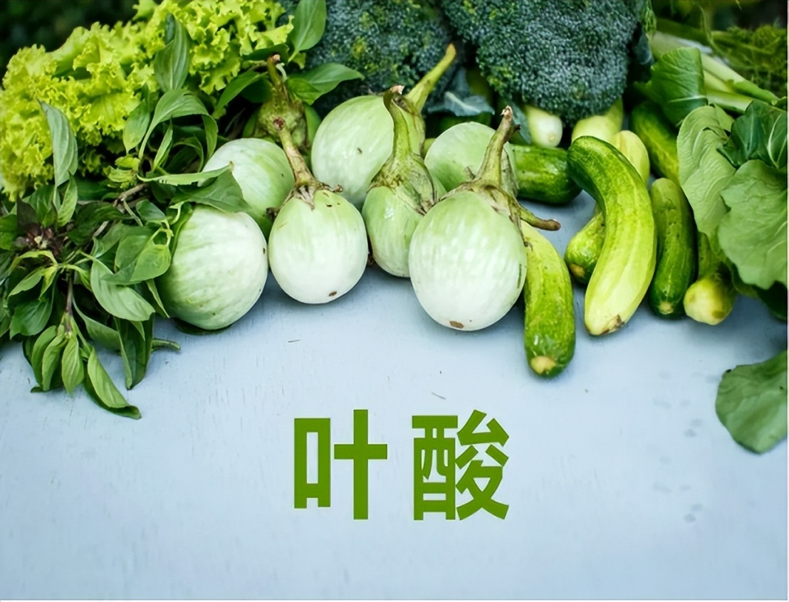 科学服用3种维生素，改善大脑代谢、保护大脑细胞，防治脑萎缩