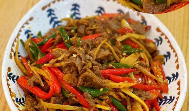 牛肉这么做真的太费米饭了，香辣过瘾又下饭，学会了你就是大厨