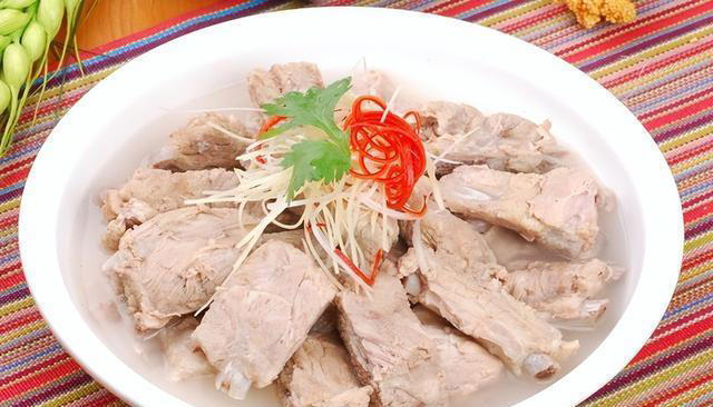 炖牛肉时，加入这3样东西，半个小时就炖熟，软烂入味更可口