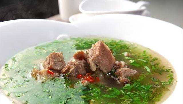 炖牛肉时，加入这3样东西，半个小时就炖熟，软烂入味更可口