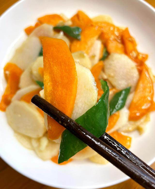 家常三味：从鲜美肉汤到爽口小炒的暖心食光